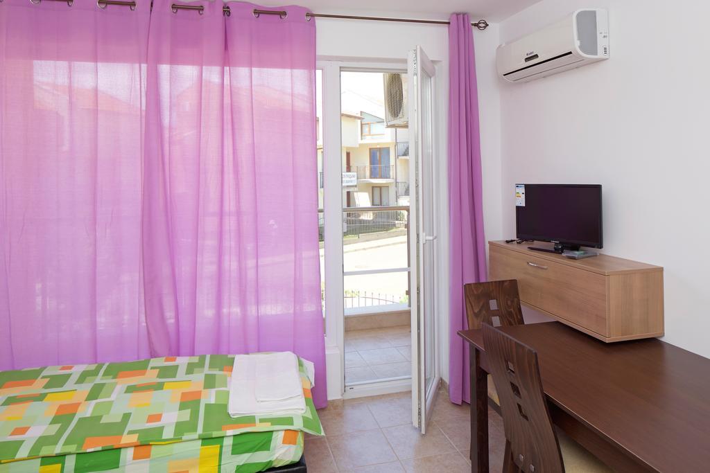 سفيتي فلاس Anna Marina Apartments المظهر الخارجي الصورة