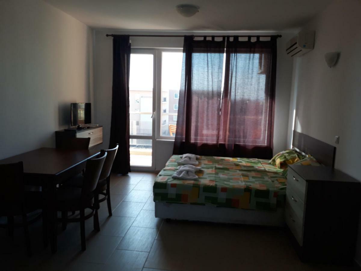 سفيتي فلاس Anna Marina Apartments المظهر الخارجي الصورة